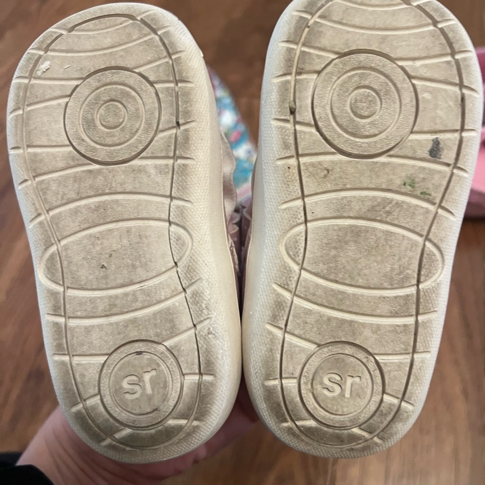 Toddler Girls Shoe Bundle - Picture 4 of 5